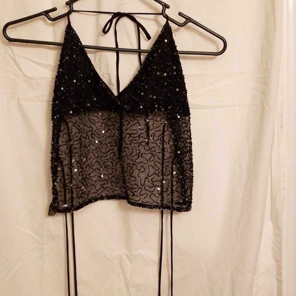 Halter top.
